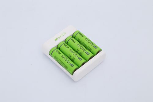 Gp E411 Usb Şarj Cihaz + 4 Adet Aa 2600 Mah Şarjlı Kalem Pil - - Gp - 